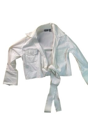 Mixit White Tie-Front Cropped Button Pocket Blouse